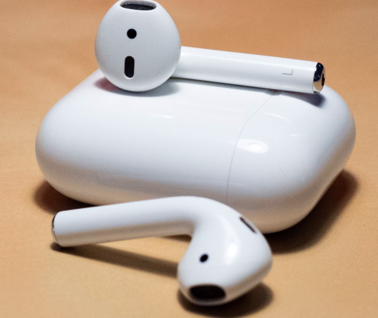 AirPods low volume