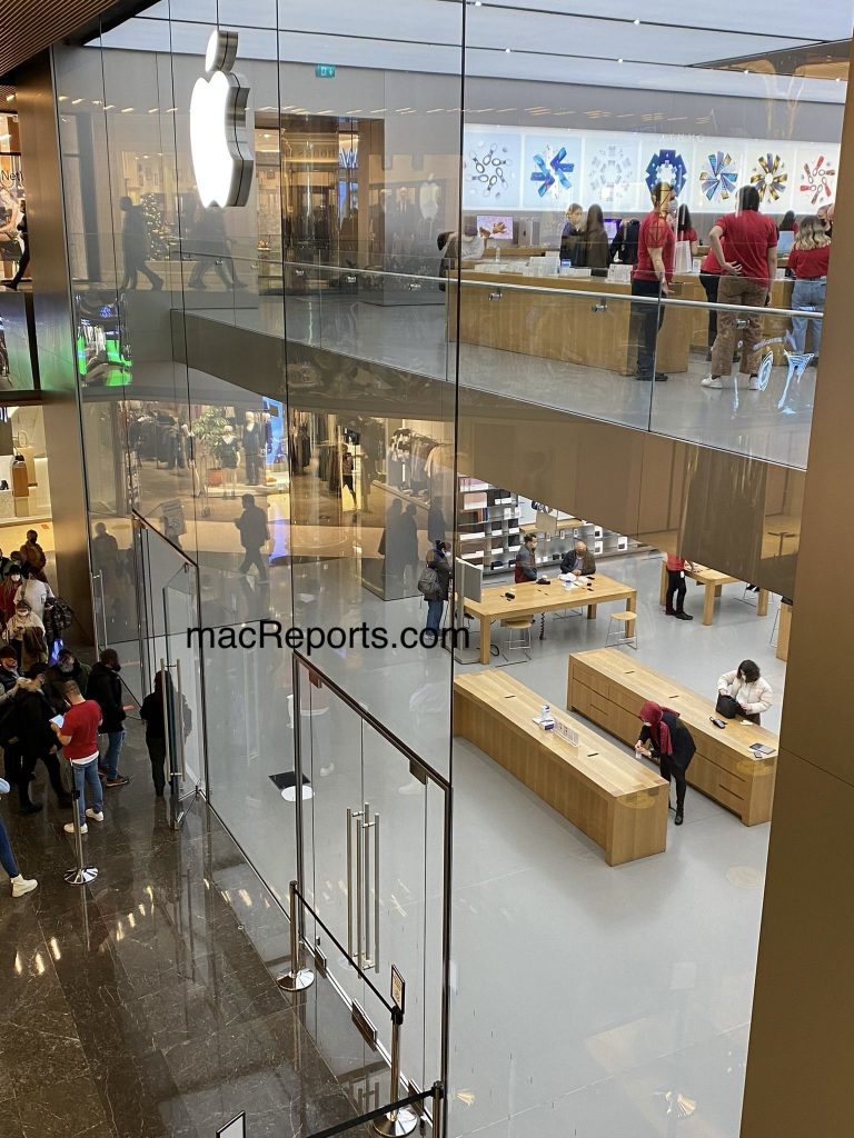 Apple Customers in Turkey Being Turned Away at Retail Stores as